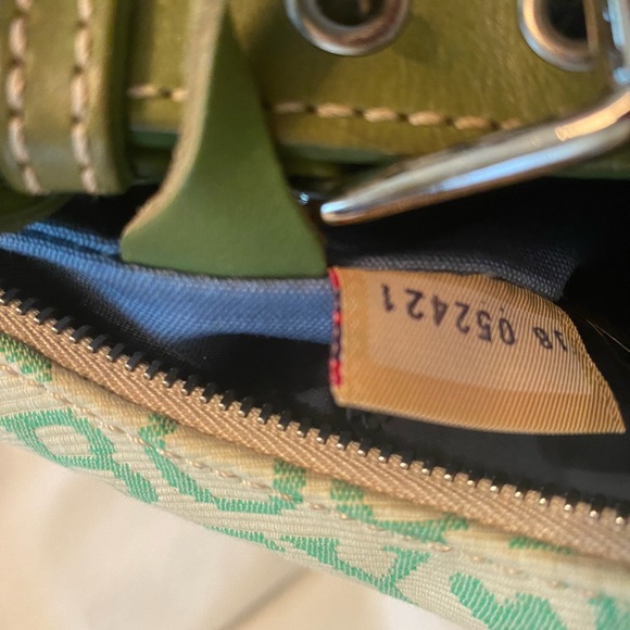 NWT Dooney & Bourke Monogram Hearts and Stars Adjustable Hobo Shoulder Bag - Picture 15 of 16